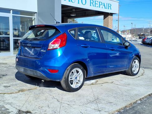 Used 2019 Ford Fiesta SE FWD image 3