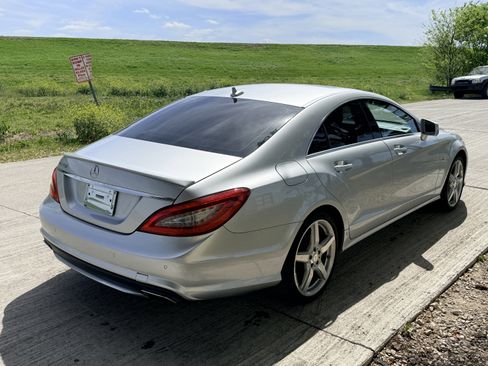 Used 2012 Mercedes-Benz CLS 550 w/ Premium I Pkg image 9