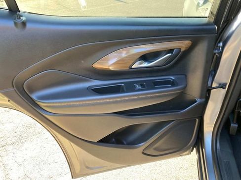 Used 2019 GMC Terrain SLE image 10