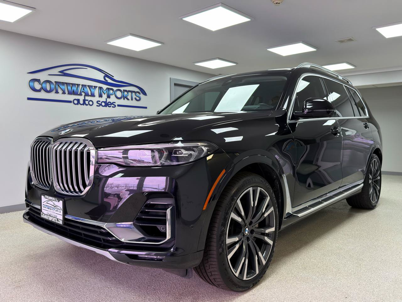 Used 2020 BMW X7 xDrive50i w/ Cold Weather Package AWD/4WD image 1