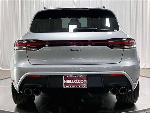 New 2026 Porsche Macan image 6