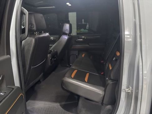 Used 2025 GMC Sierra 2500 AT4 w/ AT4 Premium Plus Package AWD/4WD image 29
