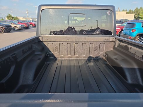 Used 2023 Jeep Gladiator Mojave w/ LED Lighting Group AWD/4WD image 24