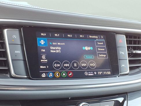Used 2022 Buick Enclave Premium AWD/4WD image 11