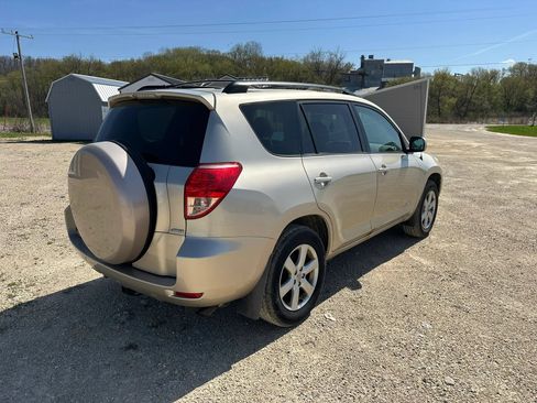 Used 2008 Toyota RAV4 Limited AWD/4WD image 6