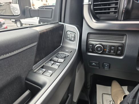 New 2026 Ford F250 Lariat w/ FX4 Off-Road Package AWD/4WD image 19