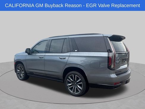 Used 2021 Cadillac Escalade Sport w/ Driver Assist Tech Package AWD/4WD image 3