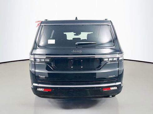 New 2026 Jeep Grand Wagoneer Limited image 6