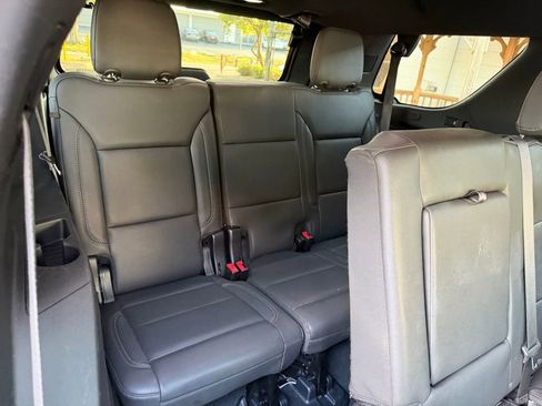 Used 2023 Chevrolet Tahoe LT image 30