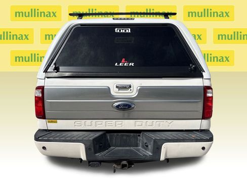 Used 2016 Ford F250 Platinum w/ FX4 Off-Road Package image 31