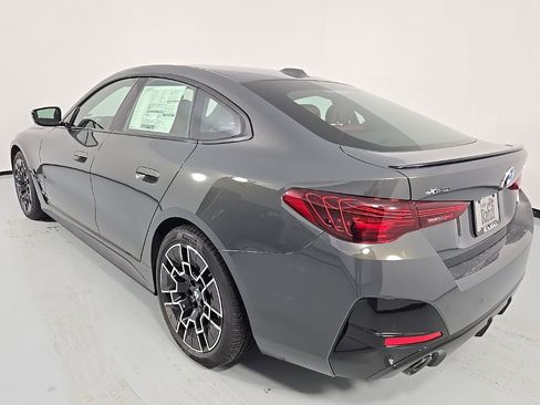 New 2026 BMW 430i xDrive w/ M Sport Package image 8