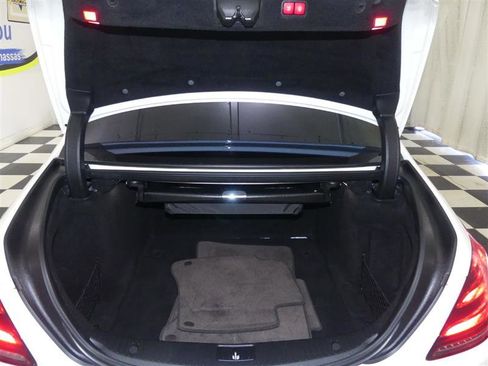 Used 2020 Mercedes-Benz S 450 Sedan image 30