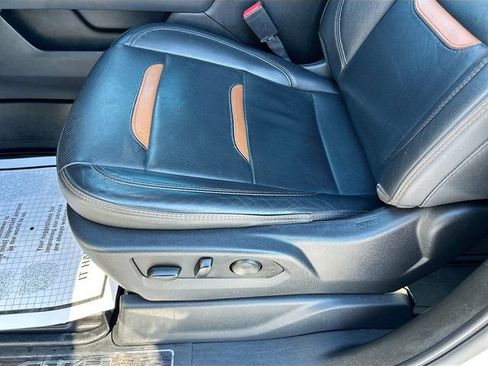 Used 2022 GMC Sierra 1500 AT4 w/ AT4 Preferred Package image 21