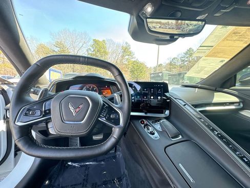 Used 2024 Chevrolet Corvette Stingray Premium Cpe w/ Z51 Performance Package image 29