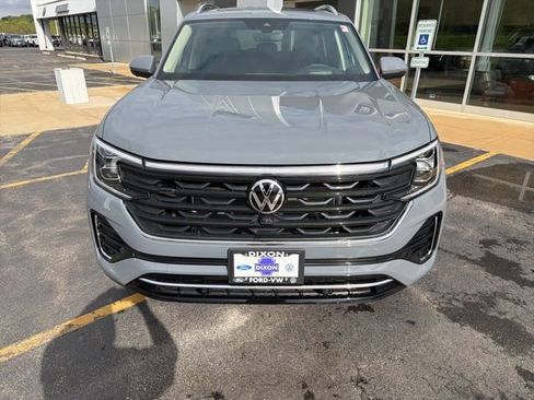New 2026 Volkswagen Atlas SEL Premium R-Line AWD/4WD image 2