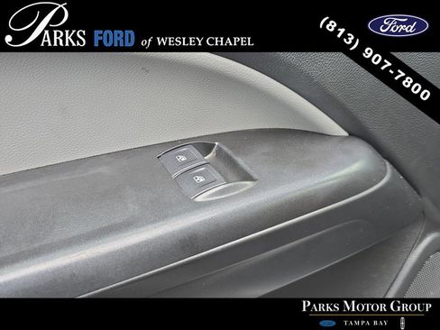 Used 2019 Chevrolet Colorado W/T RWD image 12