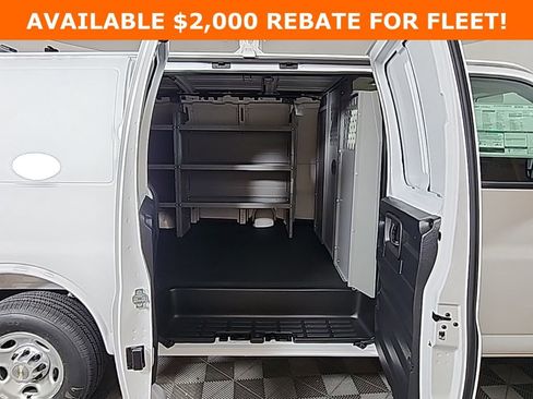 New 2025 Chevrolet Express 3500 w/ Driver Convenience Package image 17
