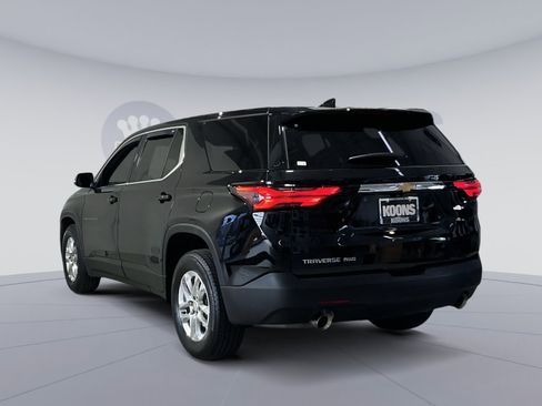 Used 2023 Chevrolet Traverse LS w/ Safety Package image 14