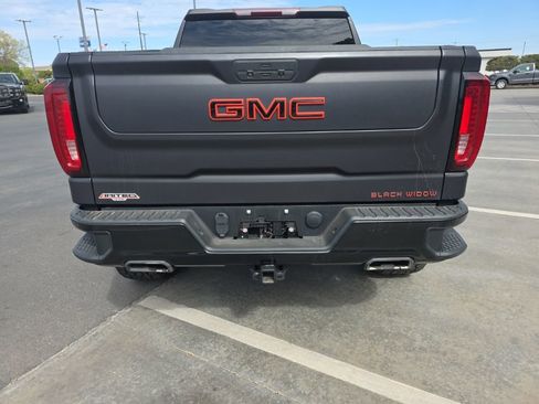 Used 2021 GMC Sierra 1500 SLT image 4
