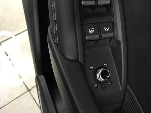 Used 2023 Audi Q5 2.0T Premium Plus w/ Premium Plus Package image 9