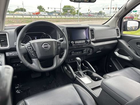 Certified 2024 Nissan Frontier SL AWD/4WD image 17