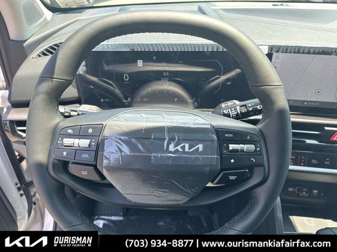 New 2026 Kia Sportage SX image 15