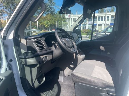 Used 2021 Ford Transit 350 XLT image 9