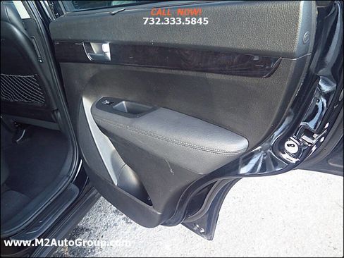 Used 2014 Kia Sorento EX image 17