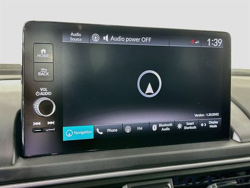Used 2023 Honda Pilot Touring image 13