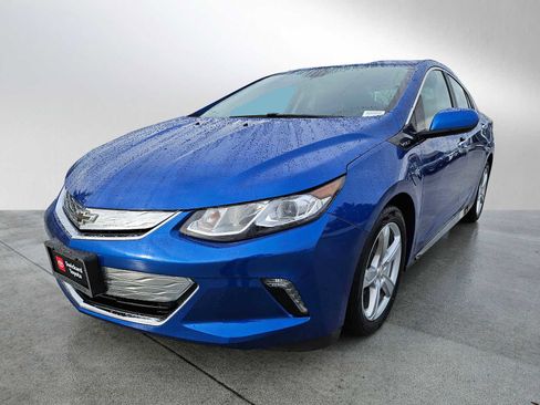 Used 2018 Chevrolet Volt LT w/ Comfort Package image 7