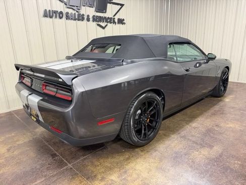 Used 2023 Dodge Challenger SRT Hellcat RWD image 10