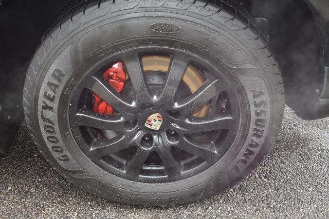 Used 2010 Porsche Cayenne AWD/4WD image 50