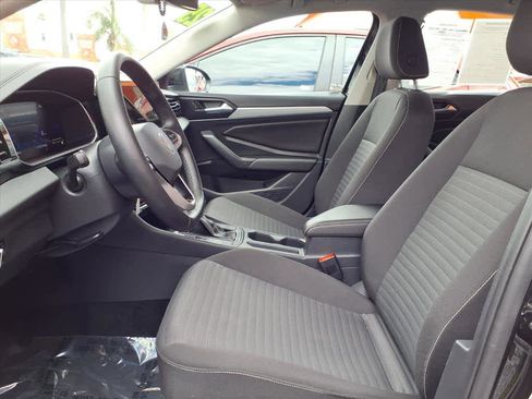 Used 2025 Volkswagen Jetta S FWD image 18