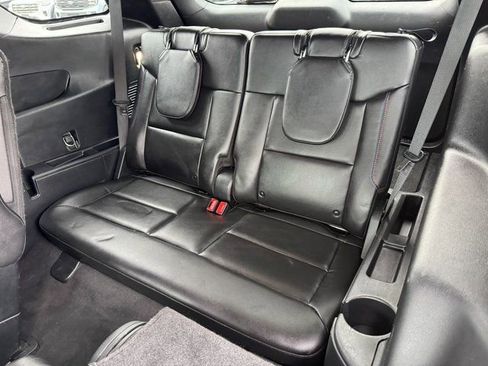 Certified 2022 Ford Explorer ST w/ Equipment Group 401A image 18