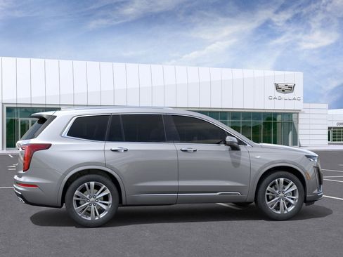 New 2025 Cadillac XT6 Premium Luxury image 29