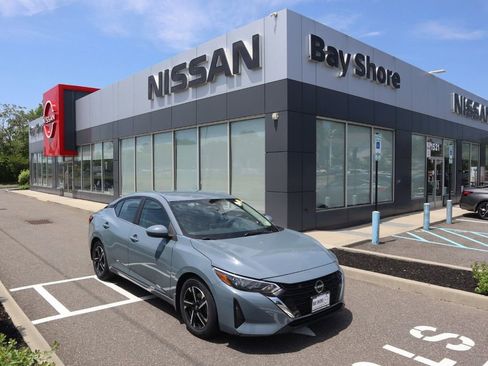 Certified 2024 Nissan Sentra SV FWD image 1