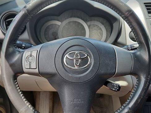 Used 2007 Toyota RAV4 Limited AWD/4WD image 12