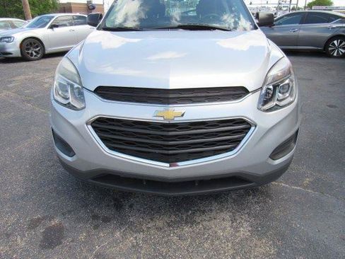 Used 2017 Chevrolet Equinox LS AWD/4WD image 5