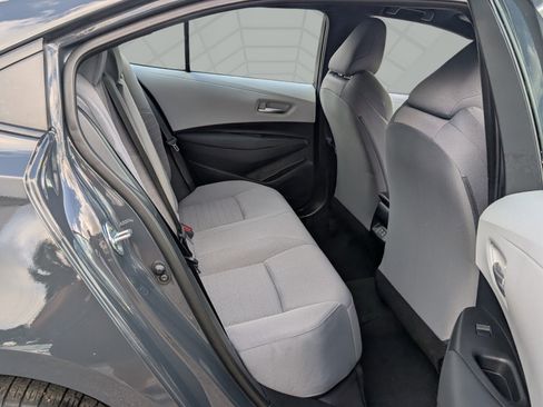 Used 2025 Toyota Corolla SE image 14