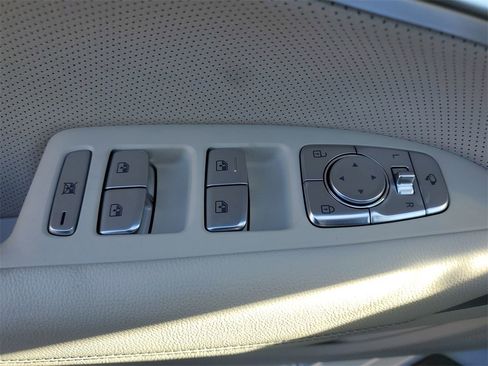 New 2026 Genesis G70 2.5T Prestige image 20