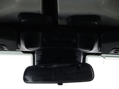 Used 2024 Jeep Wrangler Unlimited Sahara AWD/4WD image 22