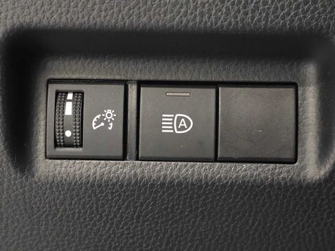 Certified 2023 Toyota RAV4 LE AWD/4WD image 18