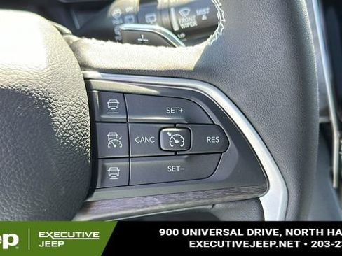 New 2025 Jeep Grand Cherokee Limited image 15