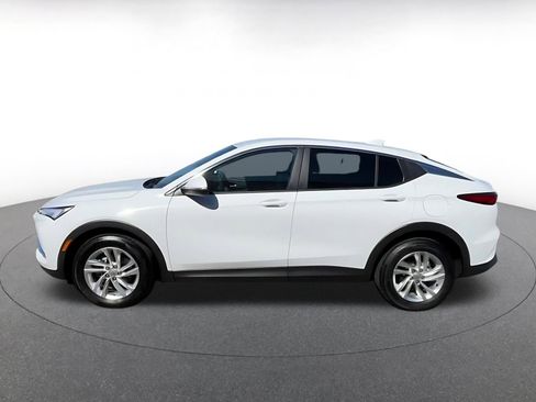 Used 2025 Buick Envista Preferred FWD image 10