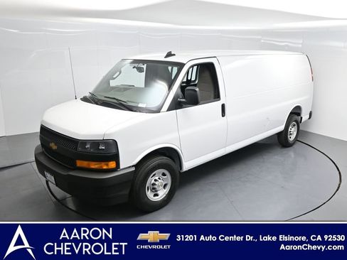 New 2025 Chevrolet Express 3500 Extended w/ Driver Convenience Package image 40