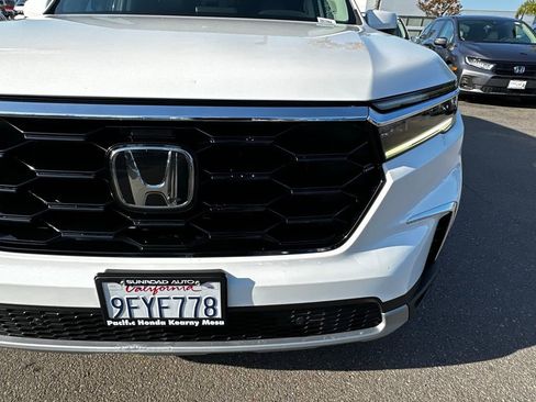 Used 2023 Honda Pilot Touring image 5