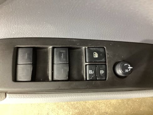Used 2023 Toyota Camry LE FWD image 17