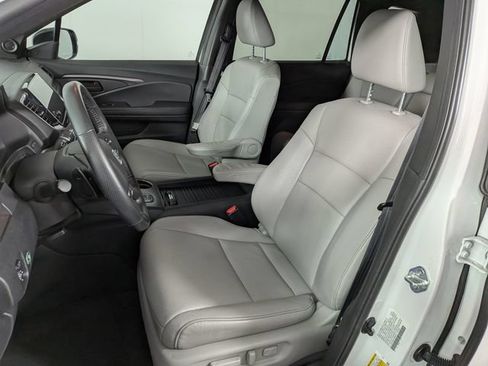 Certified 2023 Honda Passport EX-L image 17