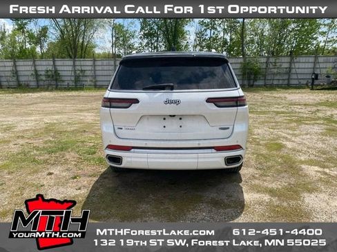 Used 2021 Jeep Grand Cherokee L Summit w/ Luxury Tech Group V AWD/4WD image 6