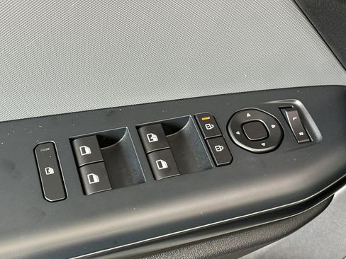 Certified 2025 Kia K4 LXS image 12